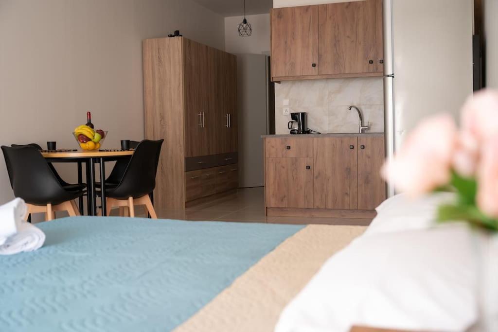 Anesis Airport Rooms 204 Koropion Exteriör bild