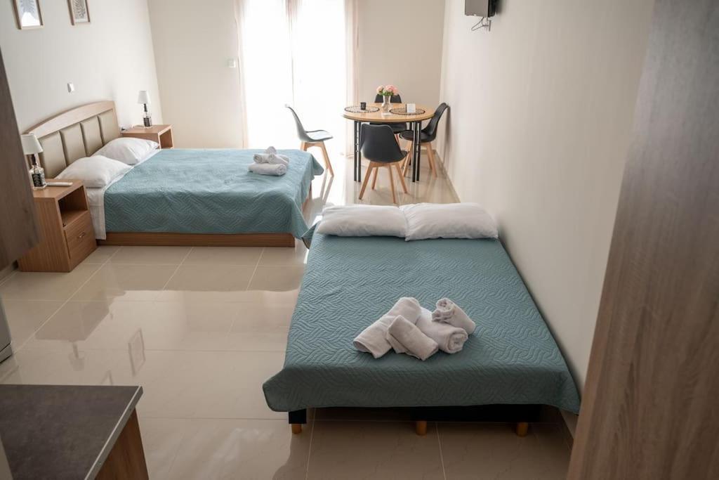 Anesis Airport Rooms 204 Koropion Exteriör bild